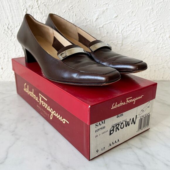 Salvatore Ferragamo Brown Leather Pumps 9.5 AAAA Narrow Silver Bar Square Toe - Picture 6 of 8